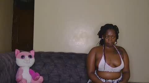 Snapshot of curvyebony1 chatting on 12, 2, 2025 curtis online show from 12, 2, 2025