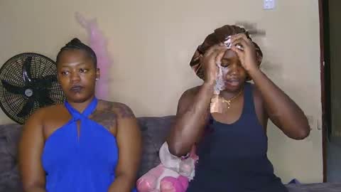 Snapshot of curvyebony1 chatting on 25, 2, 2025 curtis online show from 25, 2, 2025