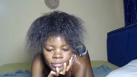 curvyjoan online show from 1, 11, 2025