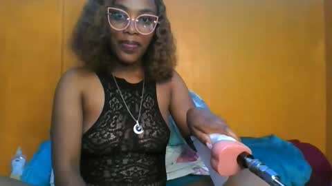 Snapshot of curvylyin chatting on 30, 3, 2026 curvylyin online show from 30, 3, 2026