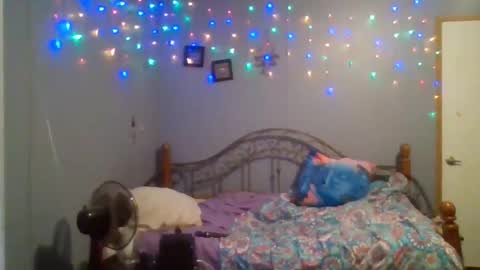 dahlia -kim online show from 13, 1, 2025