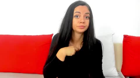 cute_angel95 online show from 10, 9, 2025