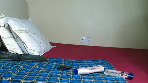 Snapshot of cute_beb2 chatting on 11, 2, 2025 V EE online show from 11, 2, 2025