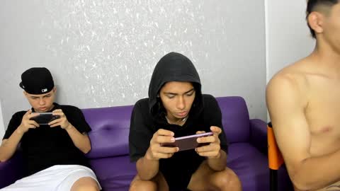 ARTURO-18  MATIAS-18  NIKOLAY-19  HADES-18  GABO-19 online show from 17, 1, 2025