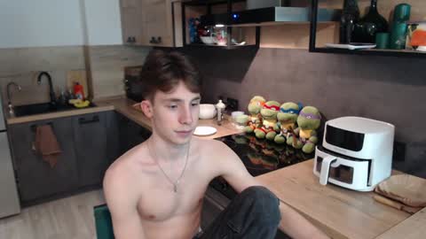 Snapshot of cute_brian chatting on 24, 1, 2025 Im Brian online show from 24, 1, 2025