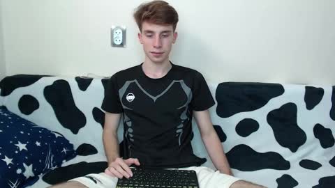 Snapshot of cute_brian chatting on 17, 9, 2025 Im Brian online show from 17, 9, 2025