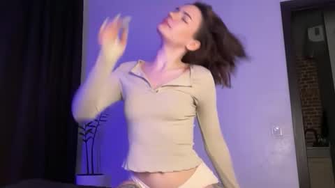 Snapshot of cute_bubbles chatting on 4, 4, 2026 cute_bubbles online show from 4, 4, 2026