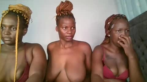 Snapshot of cute_daniellah chatting on 27, 1, 2025 Danillah online show from 27, 1, 2025