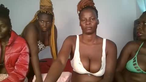 Snapshot of cute_daniellah chatting on 29, 1, 2025 Danillah online show from 29, 1, 2025