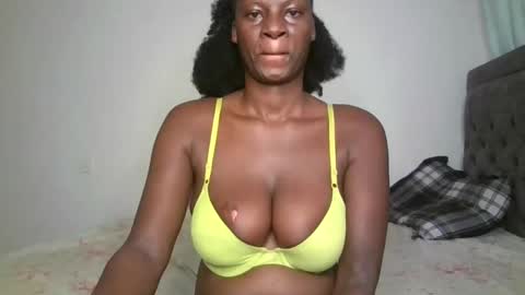 Snapshot of cute_daniellah chatting on 17, 2, 2025 Danillah online show from 17, 2, 2025