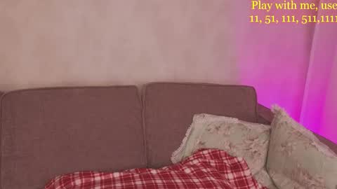 Everyday stream in the same time online show from 27, 9, 2025