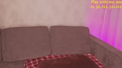 Everyday stream in the same time online show from 18, 10, 2025