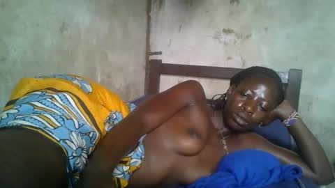 cute_doria online show from 2, 12, 2025