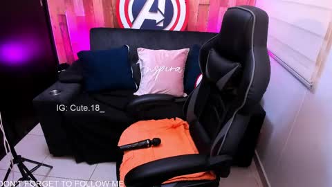 Snapshot of cute_elii chatting on 1, 3, 2025 Independent Model online show from 1, 3, 2025