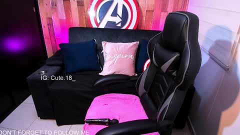 Snapshot of cute_elii chatting on 4, 3, 2025 Independent Model online show from 4, 3, 2025