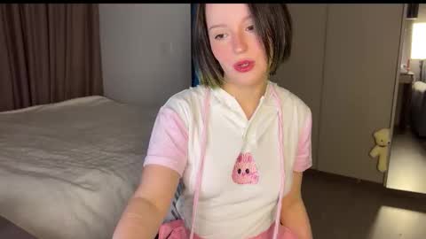 Emily online show from 26, 3, 2026