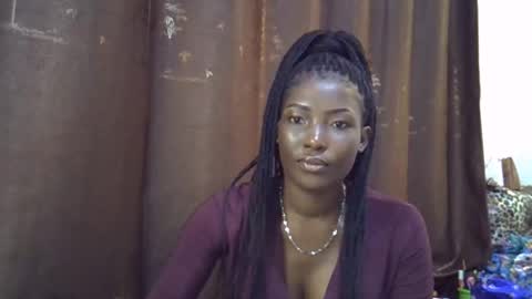 Snapshot of cute_emmy1 chatting on 30, 10, 2025 cute_emmy1 online show from 30, 10, 2025