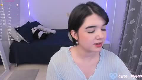 Snapshot of cute_eyess chatting on 22, 9, 2025 Cute online show from 22, 9, 2025