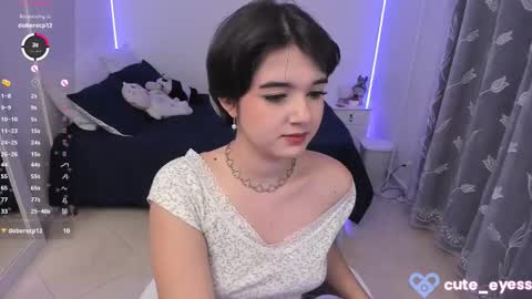 Snapshot of cute_eyess chatting on 1, 10, 2025 Cute online show from 1, 10, 2025