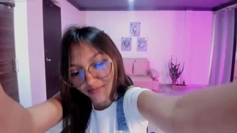 Bella Fox online show from 13, 2, 2026