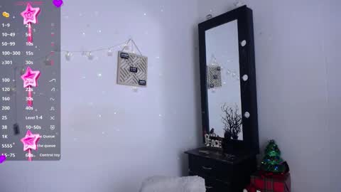 Cute horny1 online show from 15, 12, 2025