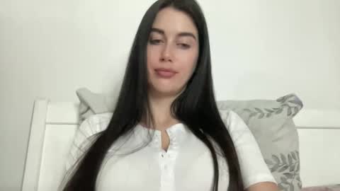 Snapshot of cute_kriss94 chatting on 5, 5, 2026 cute_kriss94 online show from 5, 5, 2026
