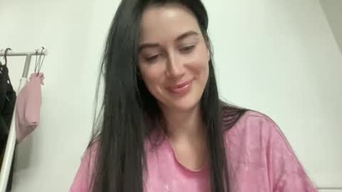 Snapshot of cute_kriss94 chatting on 6, 5, 2026 cute_kriss94 online show from 6, 5, 2026