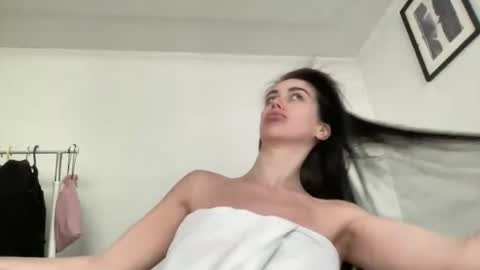 Snapshot of cute_kriss94 chatting on 10, 5, 2026 cute_kriss94 online show from 10, 5, 2026