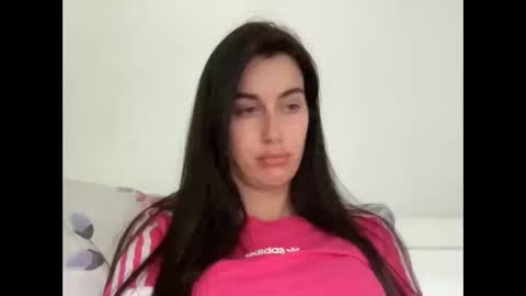 Snapshot of cute_kriss94 chatting on 28, 5, 2026 cute_kriss94 online show from 28, 5, 2026