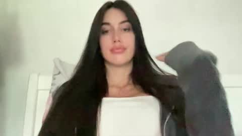 Snapshot of cute_kriss94 chatting on 2, 6, 2026 cute_kriss94 online show from 2, 6, 2026