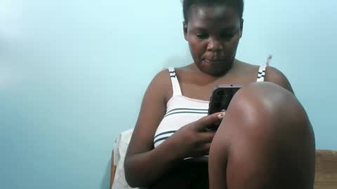 Snapshot of cute_roxie chatting on 22, 1, 2025 cute_roxie online show from 22, 1, 2025