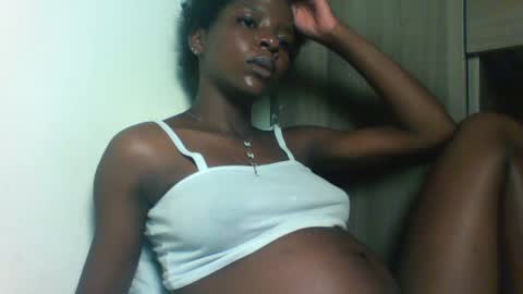 Snapshot of cute_sexy3 chatting on 19, 1, 2025 SHARON online show from 19, 1, 2025