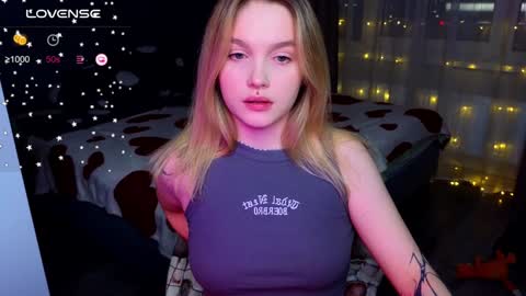 Snapshot of cute_summer_breathe chatting on 5, 1, 2025 Sue online show from 5, 1, 2025