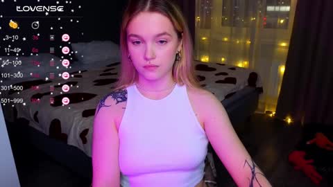 Snapshot of cute_summer_breathe chatting on 5, 1, 2025 Sue online show from 5, 1, 2025