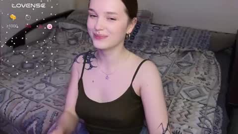 Snapshot of cute_summer_breathe chatting on 3, 5, 2026 Sue online show from 3, 5, 2026