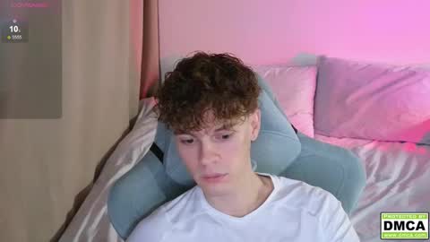 Snapshot of cute_thomas chatting on 17, 10, 2025 Thomas - online show from 17, 10, 2025