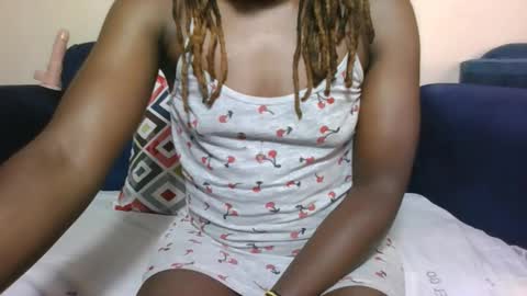 Cuteberry87 online show from 16, 12, 2025