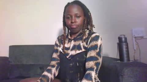 Cuteberry87 online show from 25, 2, 2026