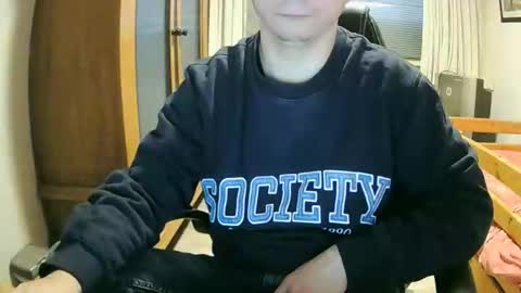 Snapshot of cuteboy090 chatting on 17, 9, 2025 Cuteboy090 online show from 17, 9, 2025