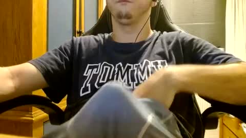 Cuteboy090 online show from 24, 7, 2026