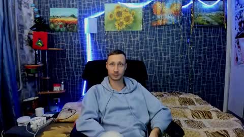 cuteboy228 online show from 14, 1, 2026