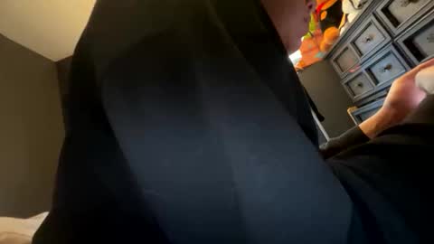 Snapshot of cutecuban18 chatting on 9, 2, 2026 loveolots online show from 9, 2, 2026