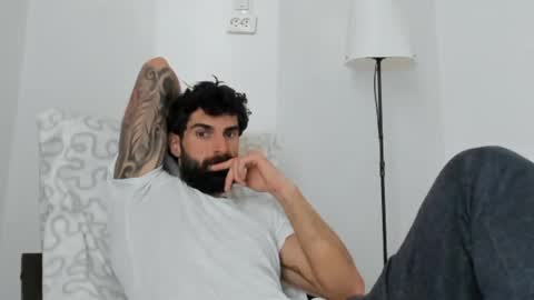 cuteeboy online show from 16, 3, 2026