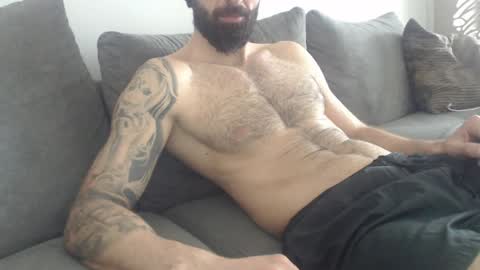 cuteeboy online show from 14, 4, 2026