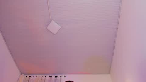 Zoe  online show from 12, 11, 2025