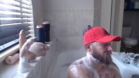 Snapshot of cutefloridaguy25 chatting on 14, 4, 2026 onlyfansSexualAriesFL online show from 14, 4, 2026