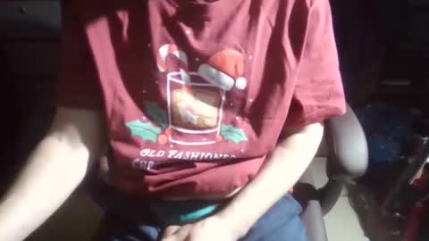 cuteguy4u87 online show from 14, 12, 2025