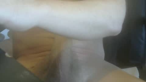 Cute Muscled Anaconda online show from 4, 7, 2026