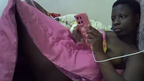 Snapshot of cutesera chatting on 1, 10, 2025 cute Melisa online show from 1, 10, 2025
