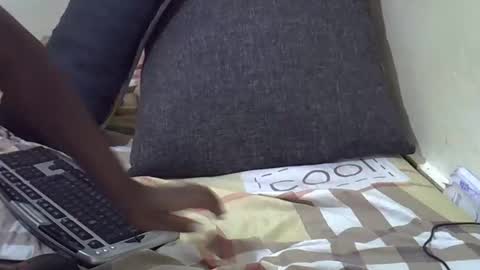 Snapshot of cutesera chatting on 11, 10, 2025 cute Melisa online show from 11, 10, 2025